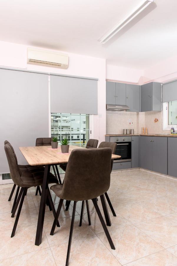 Callisto 3 Bedroom Apartment Larnaka Exterior foto